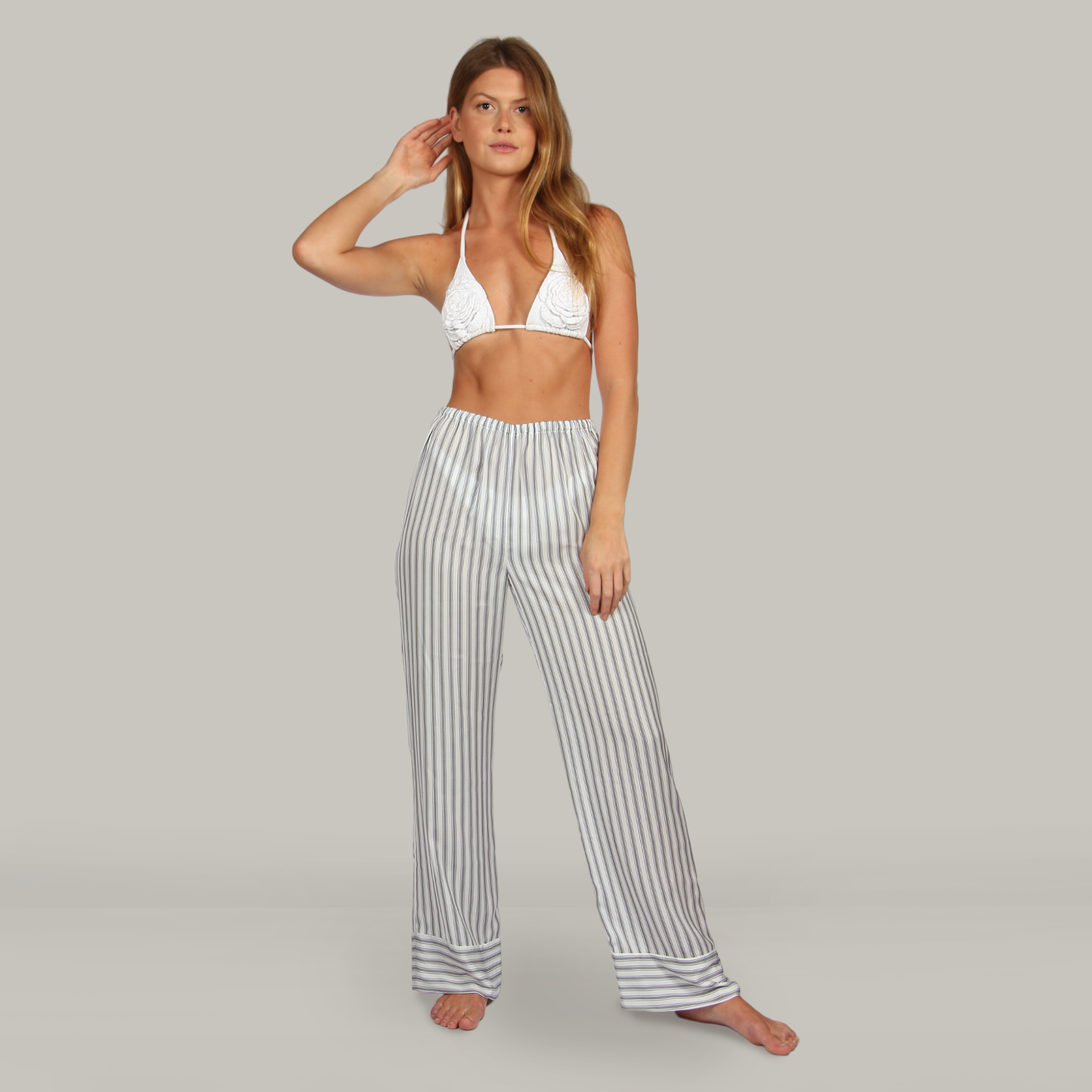 Conjunto Rosa Branca